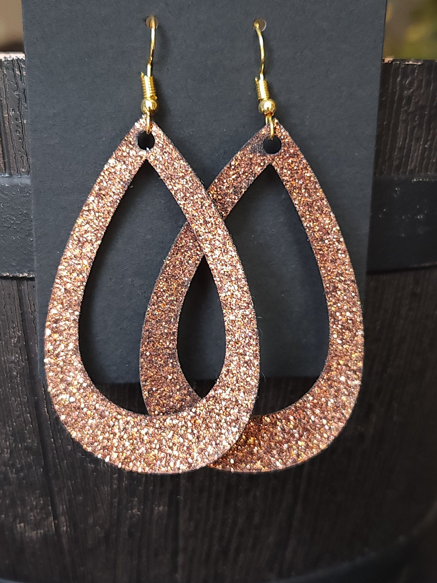 Hollow Teardrop Earrings - Caramel Glitter