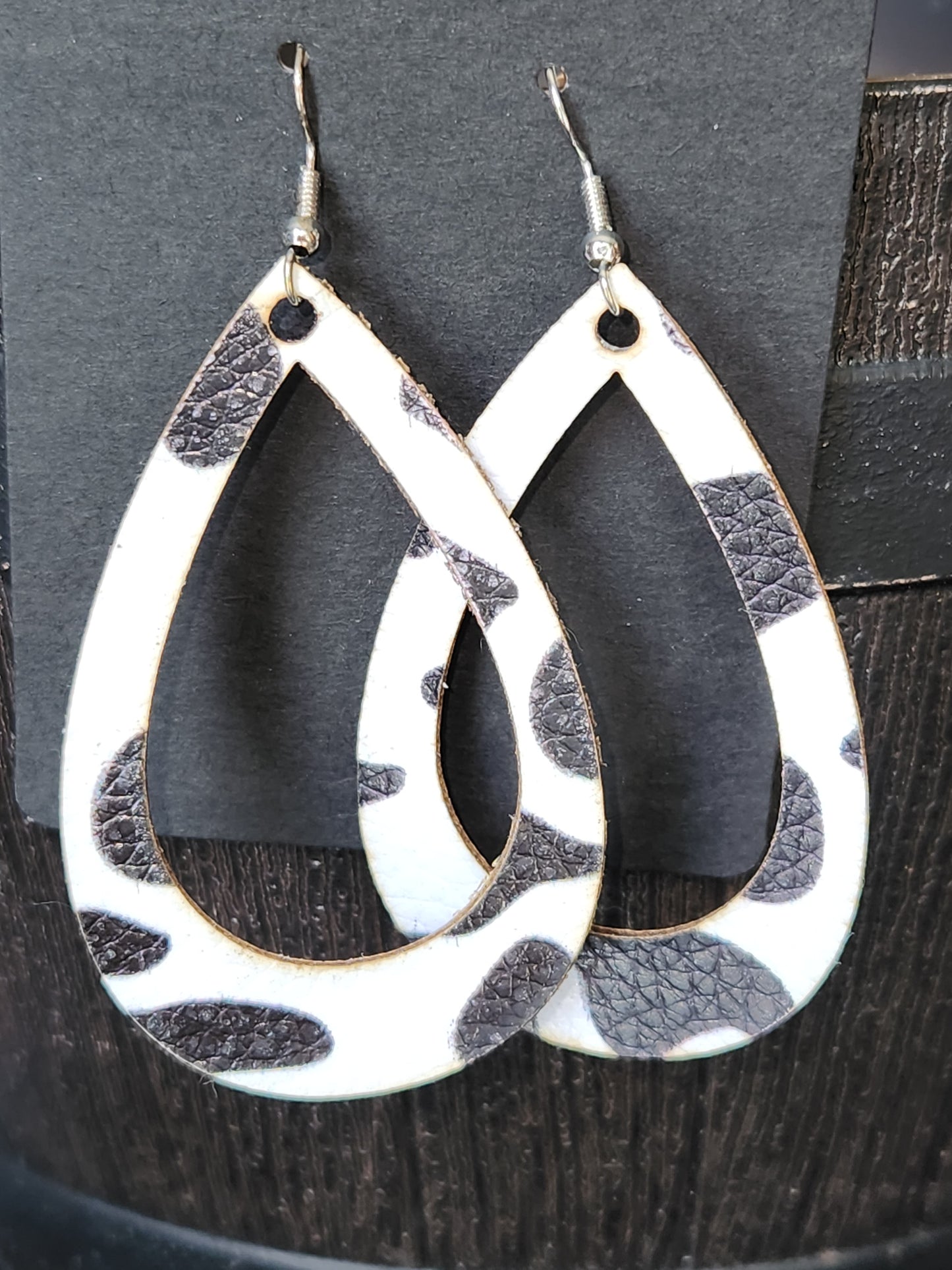 Hollow Teardrop Earrings - Cow