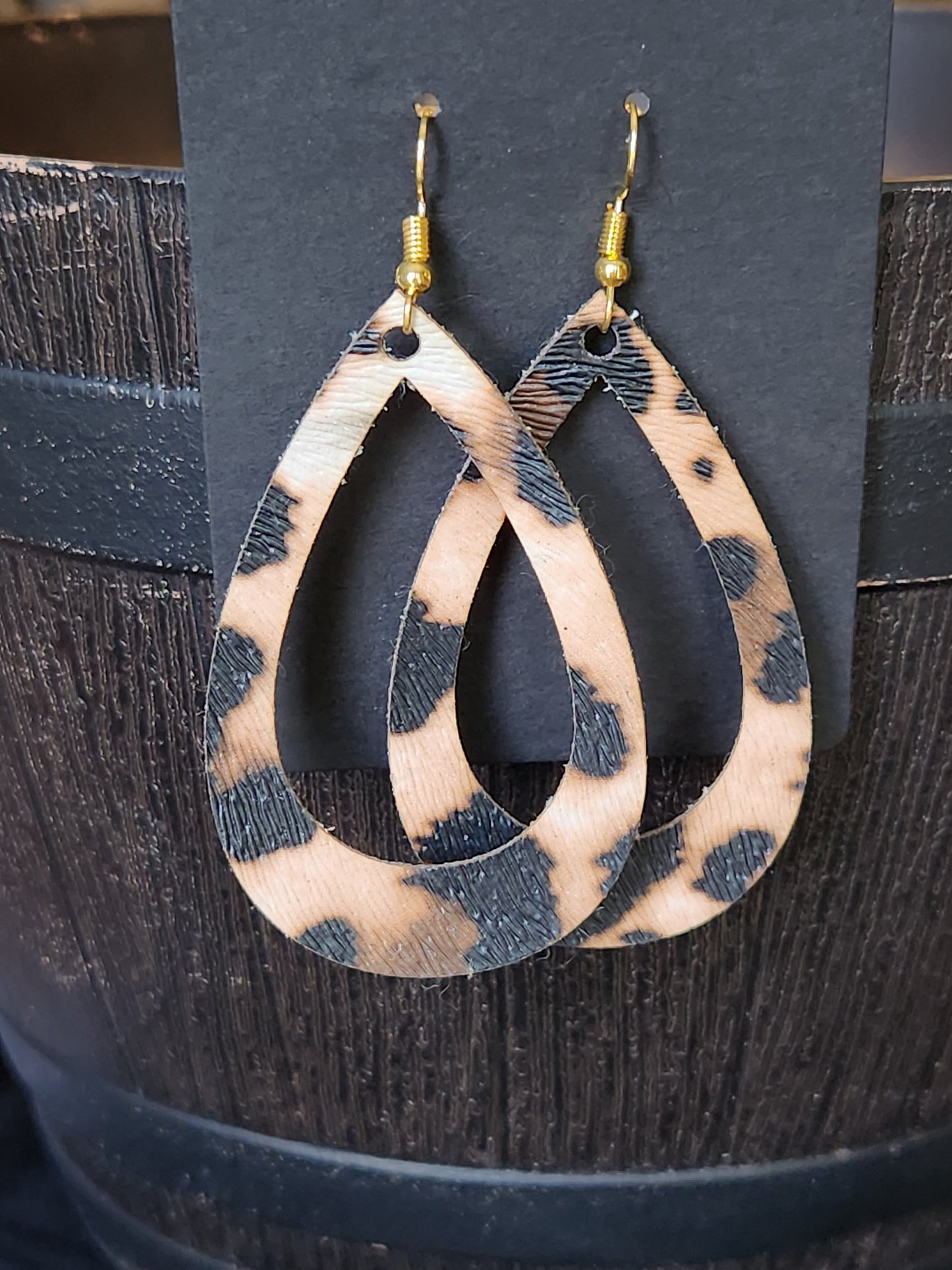 Hollow Teardrop Earrings - Leopard