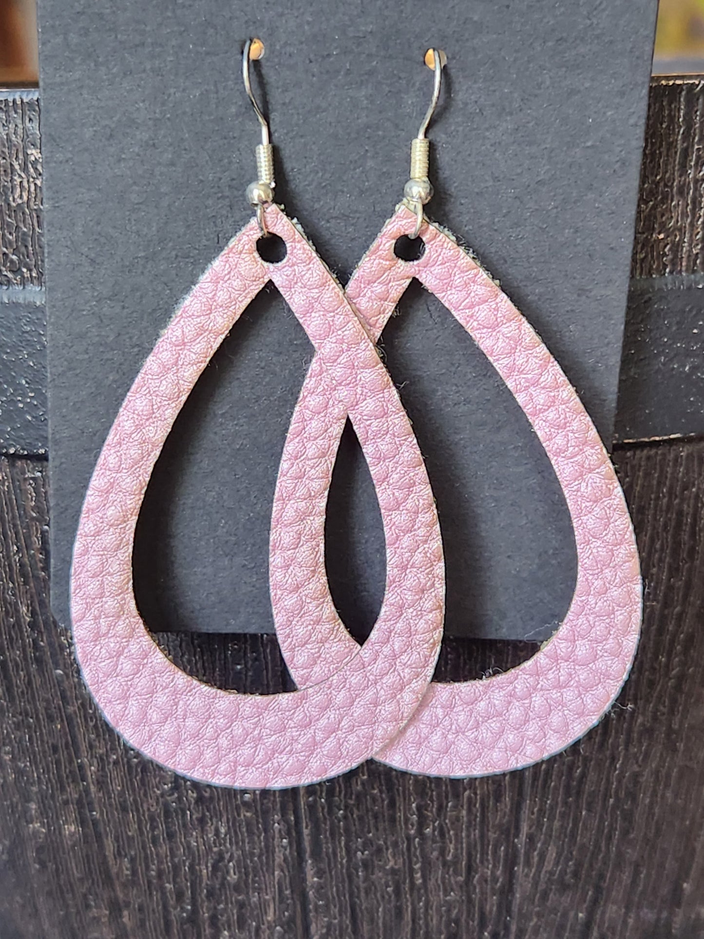 Hollow Teardrop Earrings - Pink